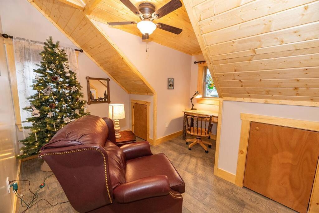 מגי ואלי The Snow Owl Cabin מראה חיצוני תמונה